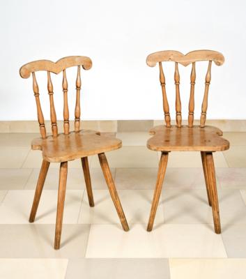 A Pair of Provincial Plank Chairs, - Lidový nábytek