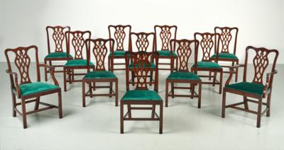 Ensemble von 12 Sesseln, - Furniture