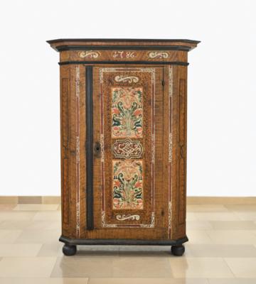 Bauernschrank, - Country furniture