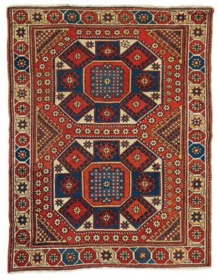 Avunya, - Oriental Carpets, Textiles and Tapestries