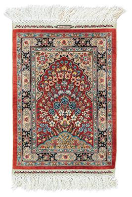 Hereke silk, 15 x 15, - Oriental Carpets, Textiles and Tapestries