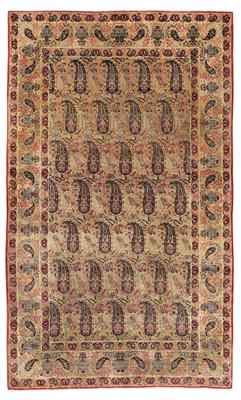 Kirman Raver, - Oriental Carpets, Textiles and Tapestries