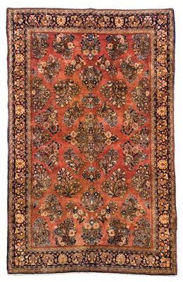 Saruk, - Oriental Carpets, Textiles and Tapestries