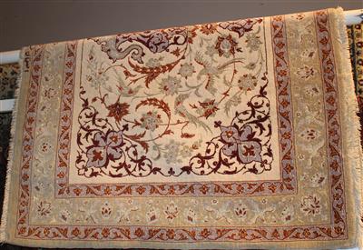 Isfahan ca. 76 x 99 cm, - Carpets