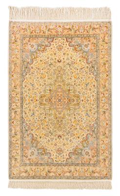 Hereke silk, - Oriental carpets, textiles and tapestries
