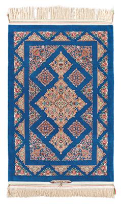 Isfahan, - Oriental carpets, textiles and tapestries