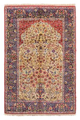 Keshan silk, - Oriental carpets, textiles and tapestries