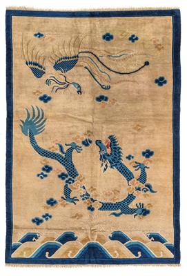 Dragon carpet, - Oriental Carpets, Textiles and Tapestries