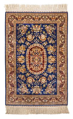 Hereke silk, 13 x 13, - Oriental Carpets, Textiles and Tapestries