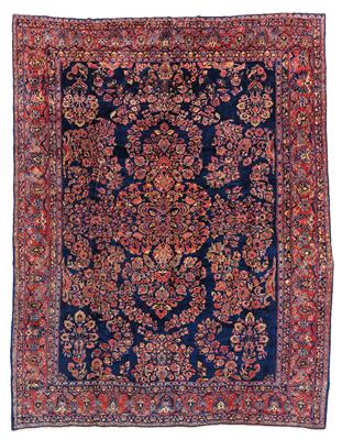 Saruk, - Oriental Carpets, Textiles and Tapestries