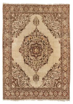 Tabriz Hadji Djalili, - Oriental Carpets, Textiles and Tapestries