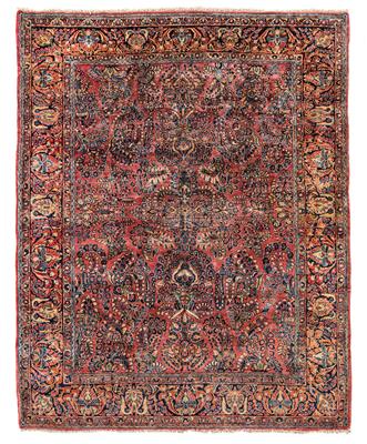 Saruk, - Oriental Carpets, Textiles and Tapestries