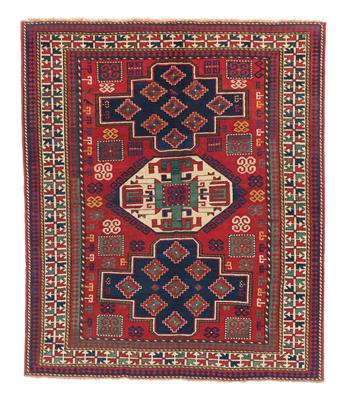 Lori Pambak, South Caucasus, c. 237 x 198 cm, - Oriental Carpets, Textiles and Tapestries