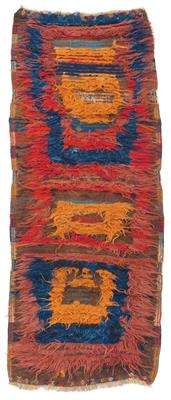 Tülü, Anatolia, c. 313 x 120 cm, - Oriental Carpets, Textiles and Tapestries
