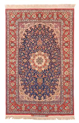 Isfahan Seyrafian, Iran, c. 230 x 145 cm, - Oriental Carpets, Textiles and Tapestries