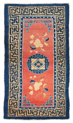 Beijing, Northeast China, c. 107 x 61 cm, - Oriental Carpets, Textiles and Tapestries