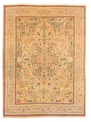 Tabriz Haji Jalili, Iran, c. 378 x 281 cm, - Oriental Carpets, Textiles and Tapestries