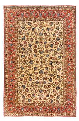 Isfahan, - Oriental Carpets, Textiles and Tapestries