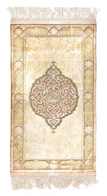 Pure Silk Carpet, Northern Bohemia, c. 112 x 61 cm, - Orientální koberce, textilie a tapiserie