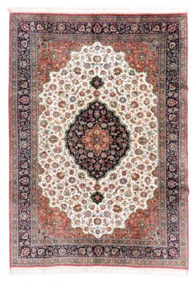 Ghom Silk fine, Iran, c.300 x 208 cm, - Orientální koberce, textilie a tapiserie