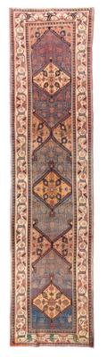 Sarab, Iran, c.445 x 110 cm, - Oriental Carpets, Textiles and Tapestries