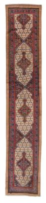 Sarab, Iran,  c.570 x 110 cm, - Orientální koberce, textilie a tapiserie