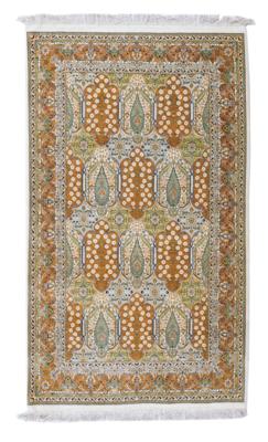 Hereke Silk 10 x 10, Turkey, c. 170 x 110 cm, - Oriental Carpets, Textiles and Tapestries