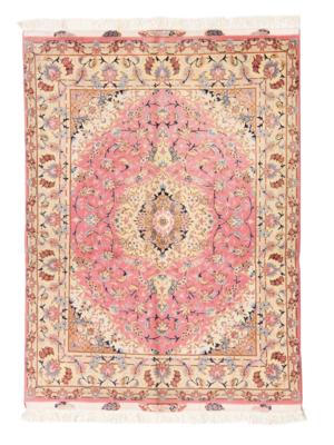 Täbris, Iran, ca. 203 x 147 cm, - Oriental Carpets, Textiles and Tapestries