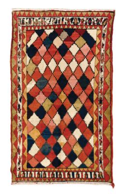 Bakhtiari Gabbeh, Iran, c. 283 x 164 cm, - Oriental Carpets, Textiles and Tapestries