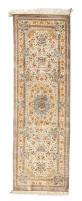Ghom Silk Finest Quality, Iran, c. 203 x 65 cm, - Oriental Carpets, Textiles and Tapestries