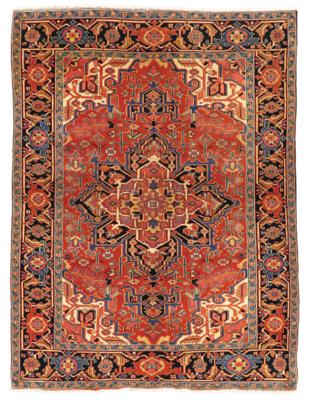 Heriz, Iran, c. 225 x 170 cm, - Oriental Carpets, Textiles and Tapestries