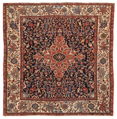 Karadja, Iran, c. 303 x 290 cm, - Oriental Carpets, Textiles and Tapestries