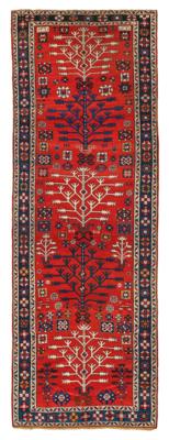 Baumkasak, Zentralkaukasus, ca. 365 x 130 cm, - Oriental Carpets, Textiles and Tapestries