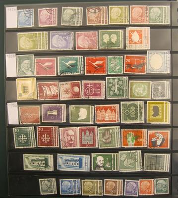 **/*/Û - 1852/2014 meist postfrische Sammlung DDR aber auch andere D. Gebiete wie BRD(Mi.120), - Stamps