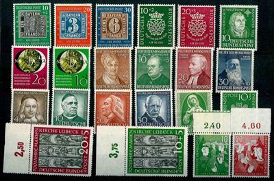 ** - Partie BRD mit Nr. 113/15 - 121/22 - 139/42 etc., - Stamps