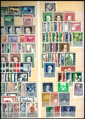 **/* - Partie Österr. II. Rep. etc., - Stamps