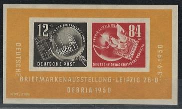 ** - DDR - Partie Dubl. ab 1950 u.a. Nr. 327/41 auf - Briefmarken und Ansichtskarten