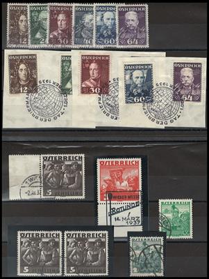 gestempelt/Briefstück - Kl. Partie Österr. I. Rep. u.a. mit Heerführer (2), - Stamps