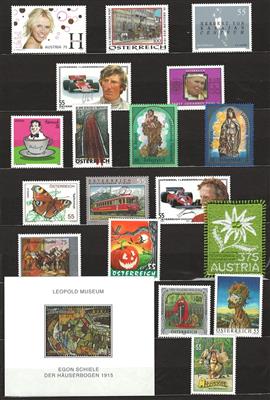 ** - Sammlung Österr. ca. 2002/2008 ohne selbstklebende), - Briefmarken und Ansichtskarten