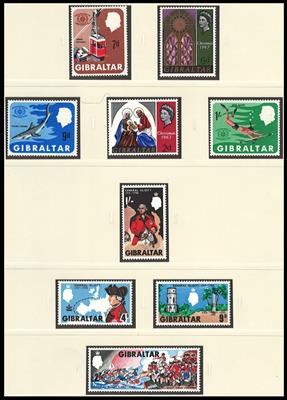 ** - Sammlung GIBRALTAR Ausg. 1965/1994 - in - Briefmarken