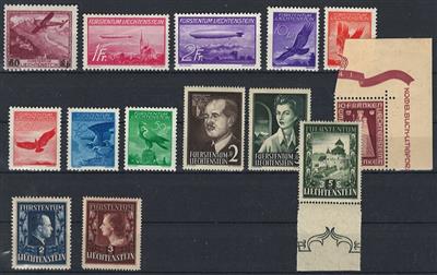 **/* - Sammlung Liechtenstein ca. 1917/1990, - Stamps and Postcards