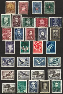 ** - Sammlung Österr. 1945/1969 mit Trachten Ii - Kindheit - Kärnten - Flug 1950/53 - Wiederaufbau II, - Briefmarken und Ansichtskarten