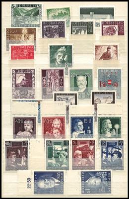 ** - Partie Österr. ab 1945, - Briefmarken und Ansichtskarten
