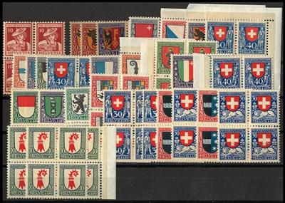 **/* - Partie Schweiz Pro Juventute 1916/26 meist im Vtererbl., - Stamps