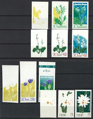 ** - DDR - Partie PHASENDRUCKE mit Blumen - Motiven, - Stamps and postcards