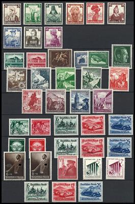 **/* - Sammlung D.Reich ca. 1937/1945 mit etwas Nachkriegsdeutschland, - Briefmarken und Ansichtskarten