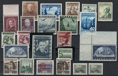 **/* - Sammlung Österr. I. Rep. mit - Stamps and postcards