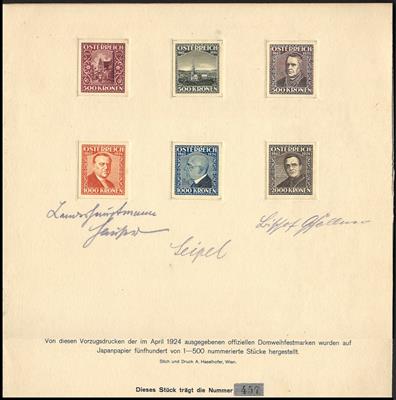 Poststück - Österr. I. Rep. - Domweih - Festmarken in Mappe mit den entsprechenden Unterschriften, - Francobolli e cartoline