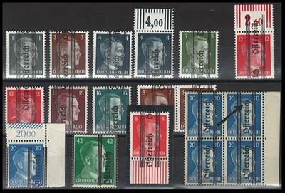 ** - Österr. 1945 - Grazer Aushilfsausgabe - kl. Partie verschobene Aufdrucke, - Briefmarken und Ansichtskarten