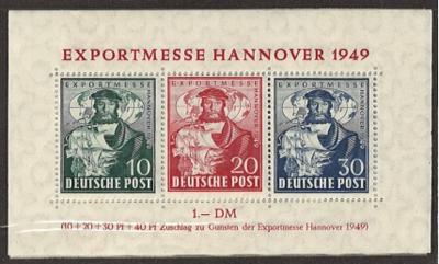 **/*/gestempelt - Sammlung D. Nachkriegsbes., - Briefmarken und Ansichtskarten